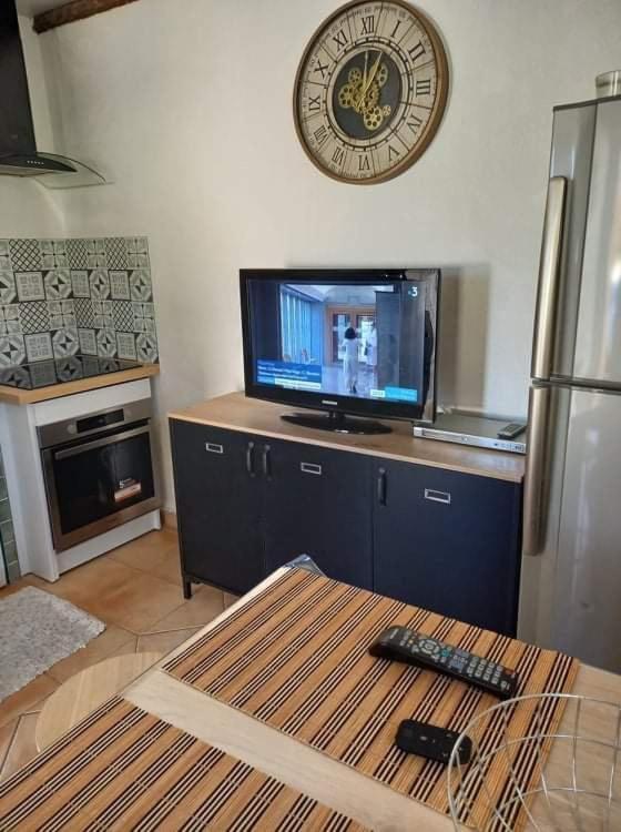 Studio Climatise Dans Villa Calme A 15Km De Cannes Peymeinade المظهر الخارجي الصورة